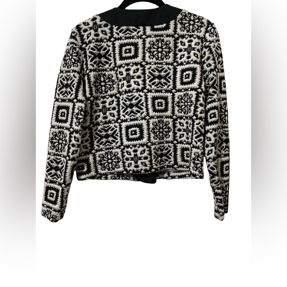 Black and Ivory Patterned Women's Jacket - Picture 3 of 7